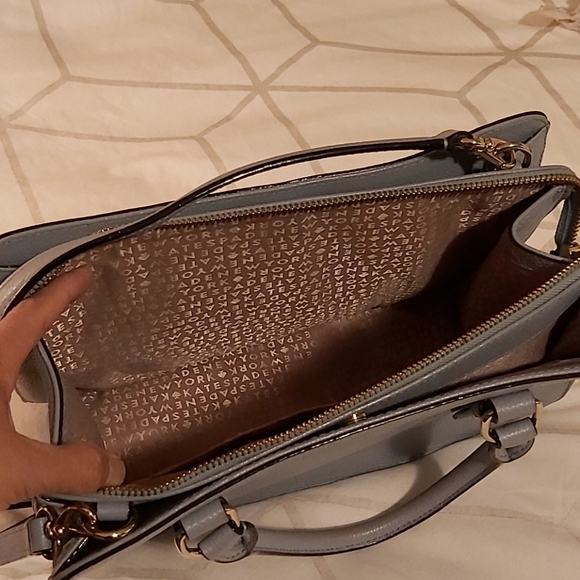 MK sling bag - Picture 2 of 4